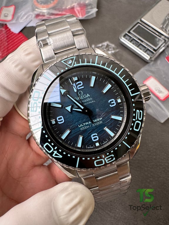Omega Seamaster Planet Ocean Ultra Deep Blue Dial - 12