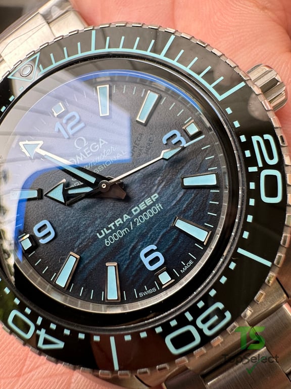 Omega Seamaster Planet Ocean Ultra Deep Blue Dial - 13