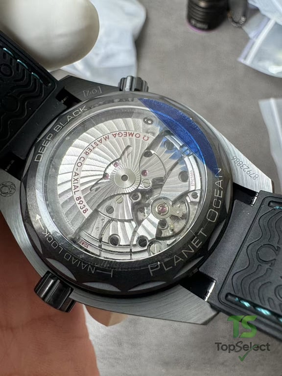Omega Seamaster Aqua Terra Worldtimer Black Ceramic - 3