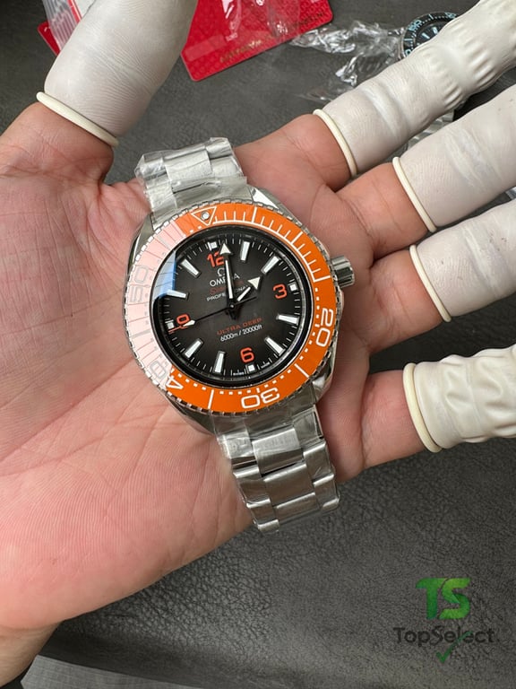 Omega Seamaster Planet Ocean Ultra Deep Orange Bezel - 8