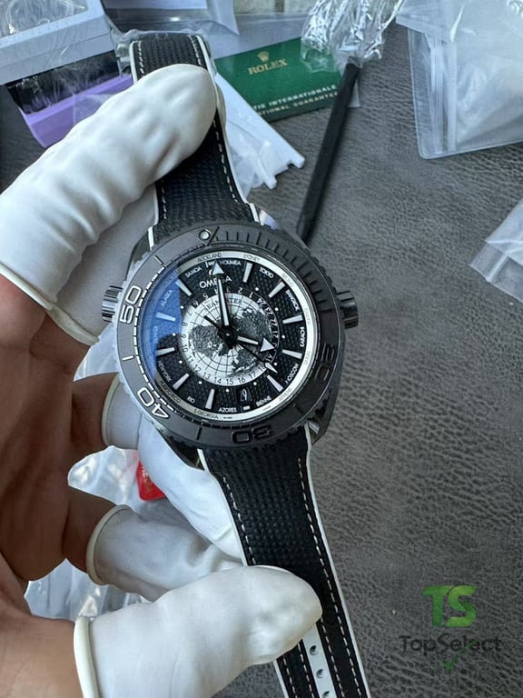Omega Seamaster Planet Ocean Worldtimer Deep Black - 2