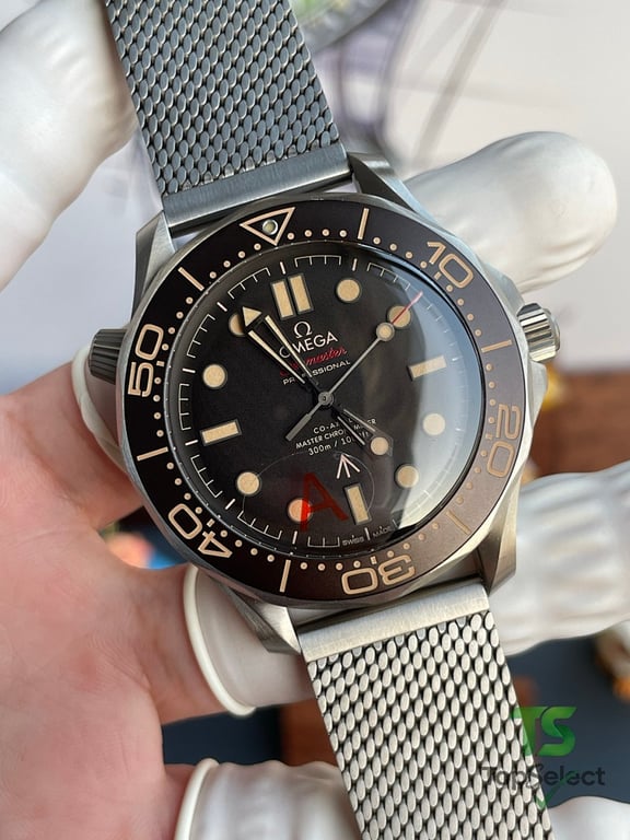 Omega Seamaster Diver 300M No Time to Die Edition - 3