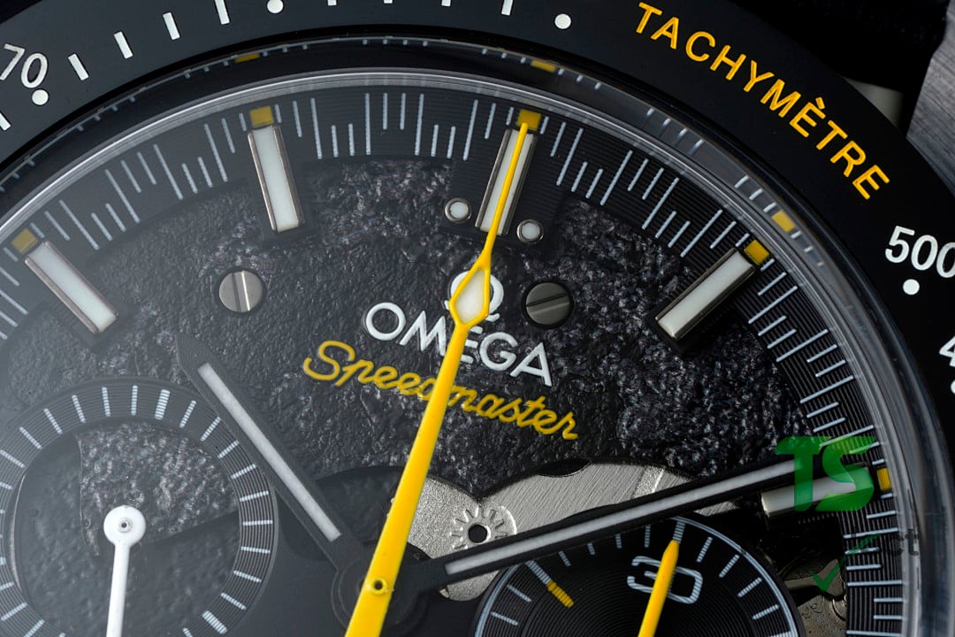 Omega Speedmaster Dark Side of the Moon Apollo 8 - 6