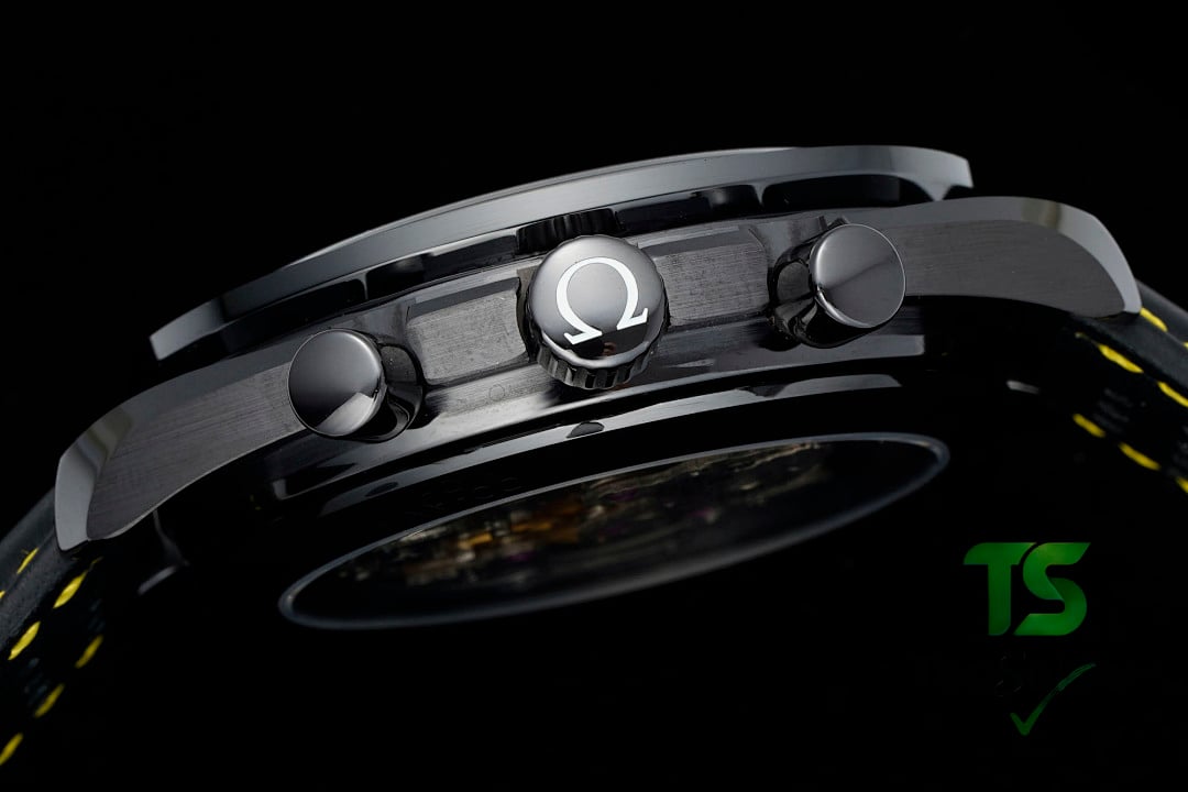 Omega Speedmaster Dark Side of the Moon Apollo 8 - 5