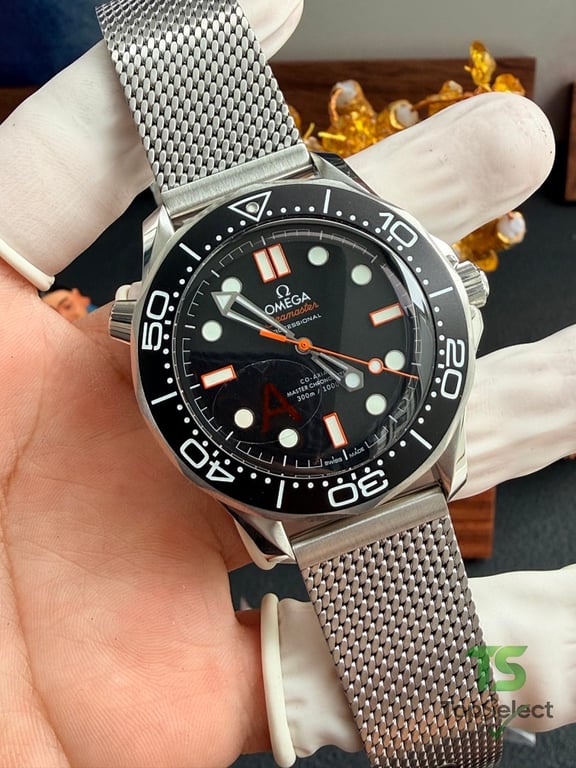 Omega Seamaster Diver 300M Black Orange - 4
