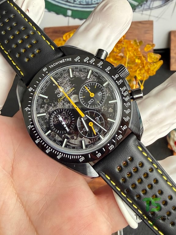 Omega Speedmaster Dark Side of the Moon Apollo 8 - 12