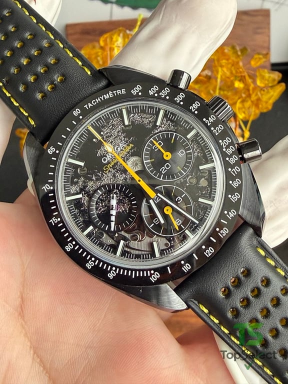 Omega Speedmaster Dark Side of the Moon Apollo 8 - 5