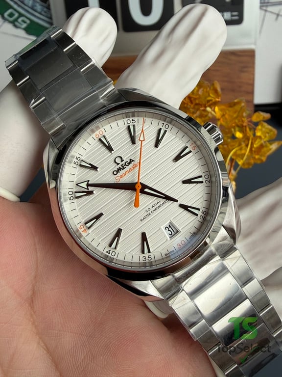 Omega Seamaster Aqua Terra White Dial Orange Hand - 4
