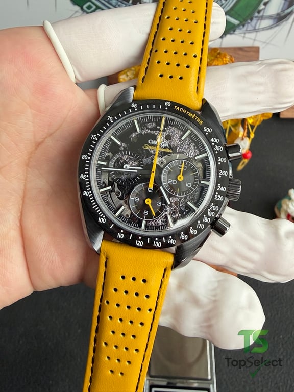 Omega Speedmaster Dark Side of the Moon Apollo 8 - 3