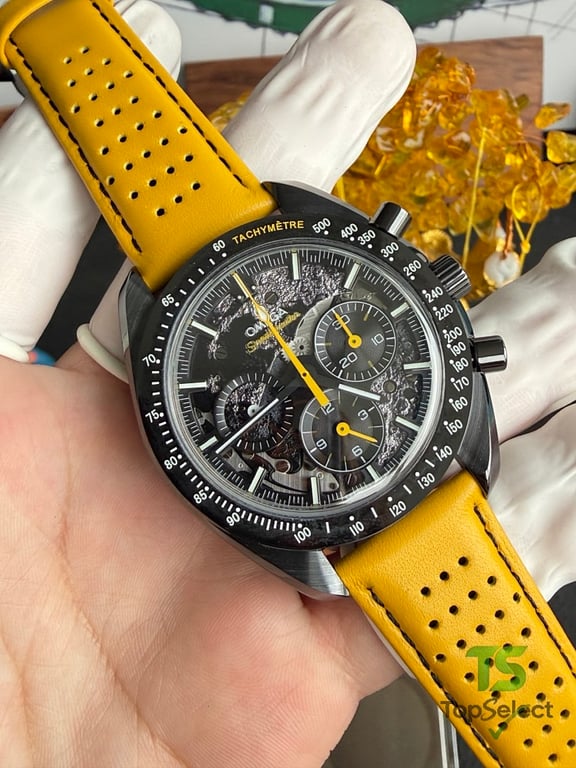 Omega Speedmaster Dark Side of the Moon Apollo 8 - 7