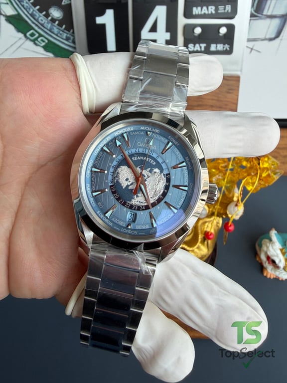 Omega Seamaster Aqua Terra Worldtimer Summer Blue - 2
