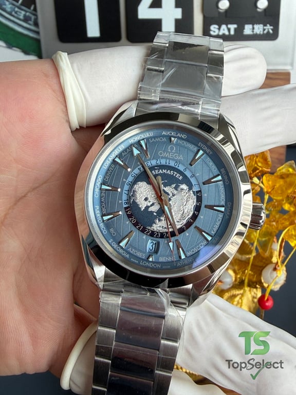 Omega Seamaster Aqua Terra Worldtimer Summer Blue - 13