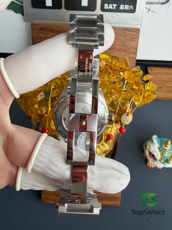 Omega Seamaster Aqua Terra Worldtimer Summer Blue - 16