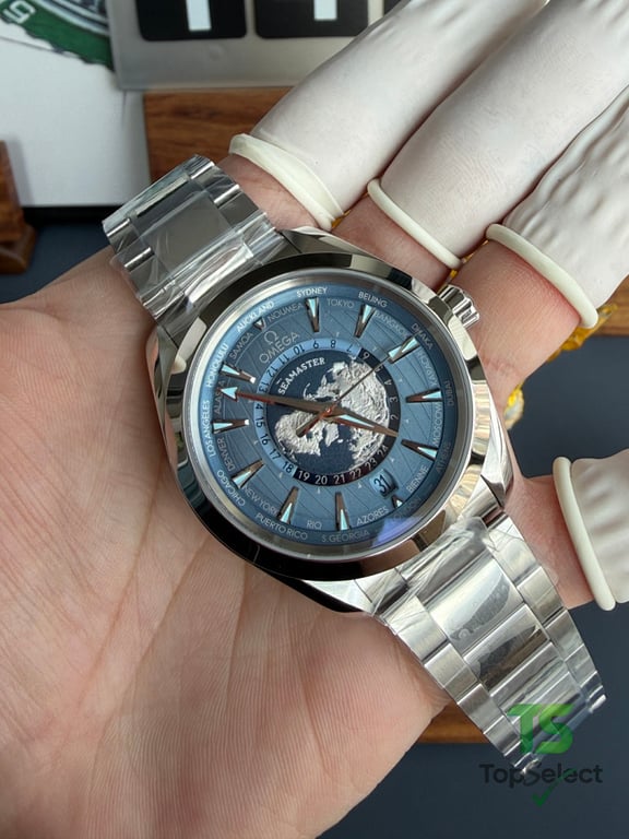 Omega Seamaster Aqua Terra Worldtimer Summer Blue - 4
