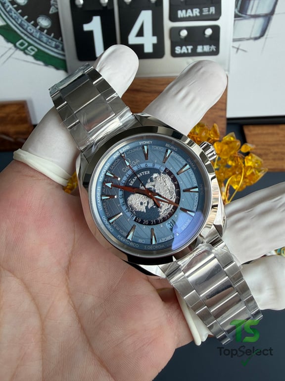 Omega Seamaster Aqua Terra Worldtimer Summer Blue - 6