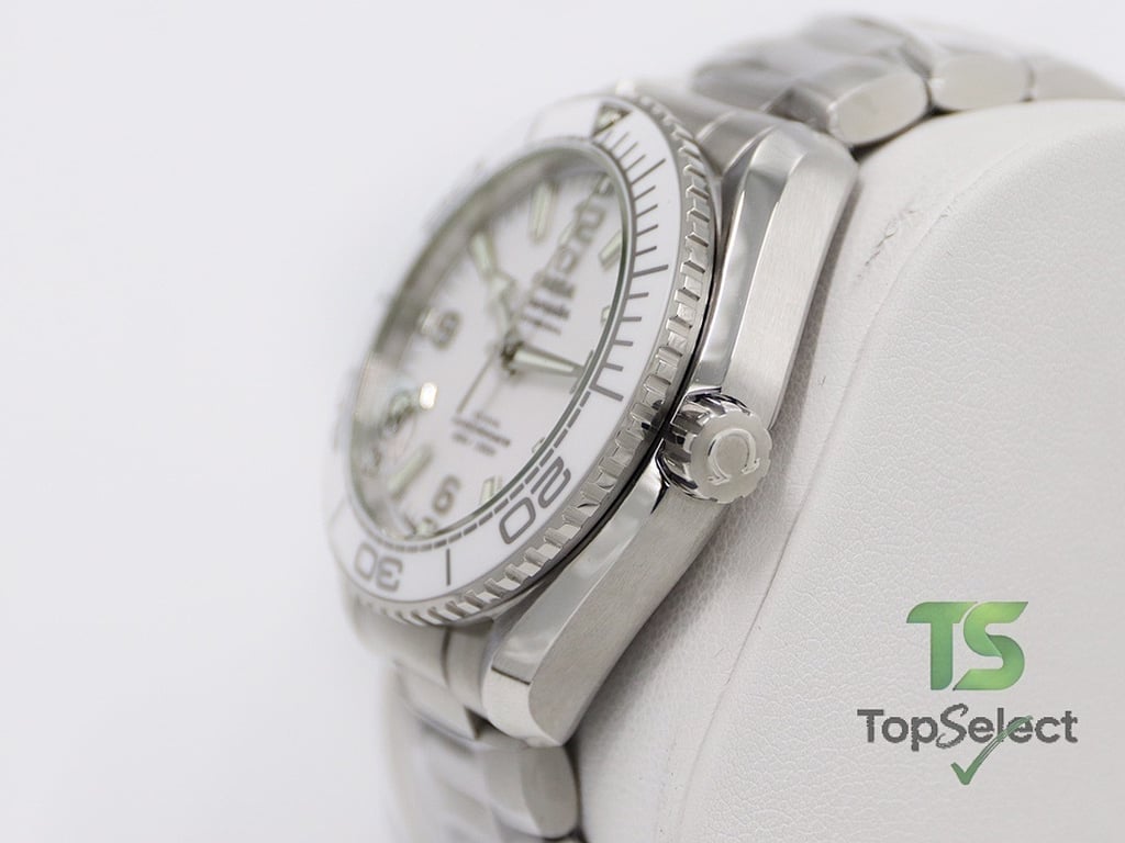 Omega Seamaster Planet Ocean 600m White Ceramic 39.5mm - 4