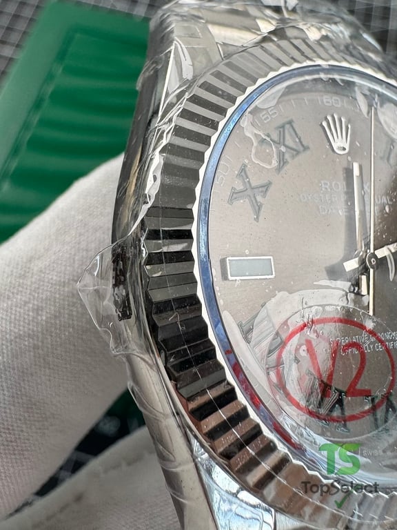 Cartier Tank Solo Steel Leather Watch - 33