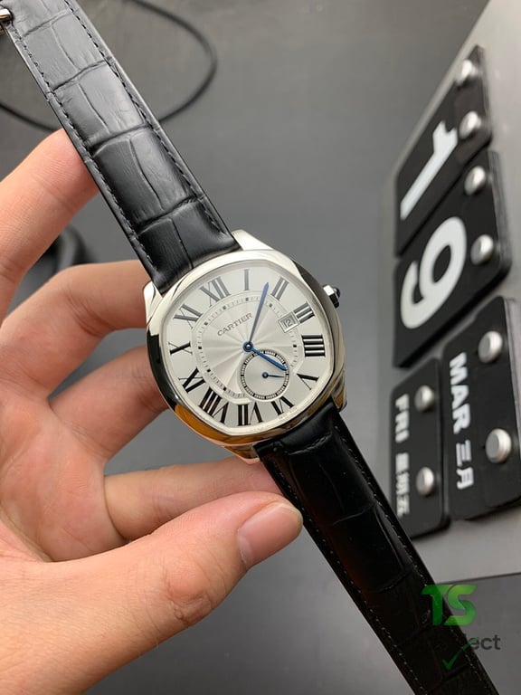 Cartier Drive de Cartier Silver Dial Black Leather - 6