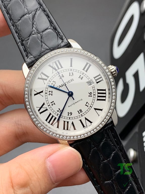 Cartier Ronde Solo de Cartier Diamond Bezel Black Leather - 4