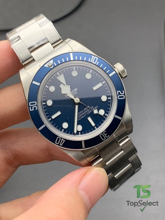 Tudor Black Bay 58 Blue 79030 - 4