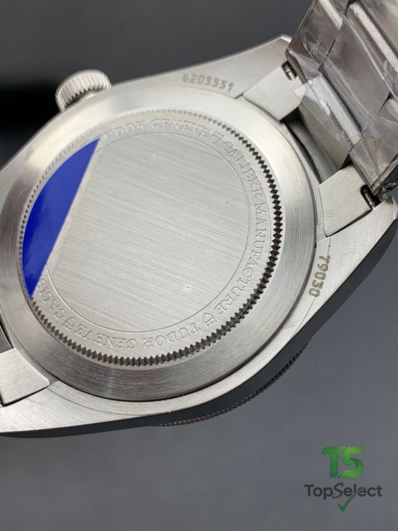 Tudor Black Bay 58 Blue 79030 - 5