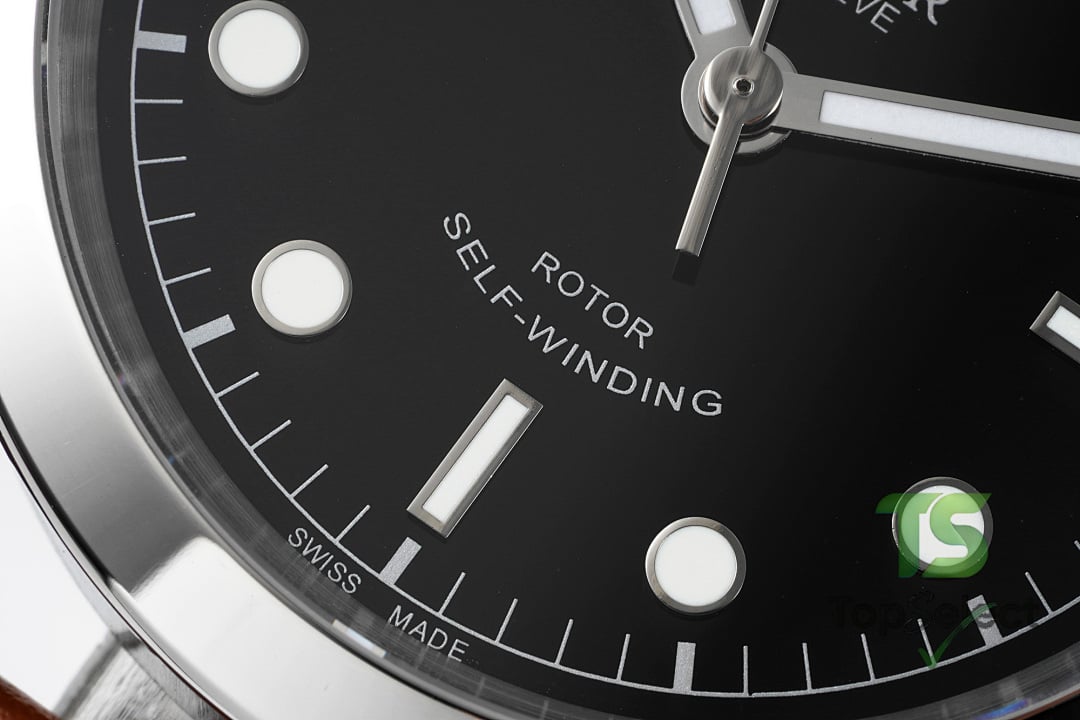 Tudor Black Bay 41 M79540 Black Dial Leather Strap - 4
