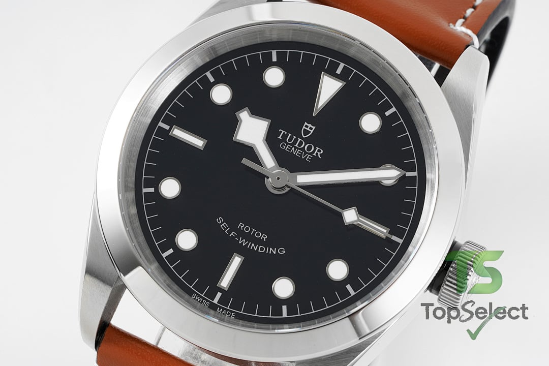 Tudor Black Bay 41 M79540 Black Dial Leather Strap - 8