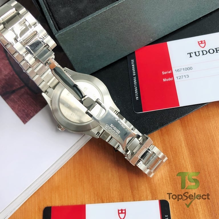 Tudor Style Blue Dial 41mm Fluted Bezel - 6