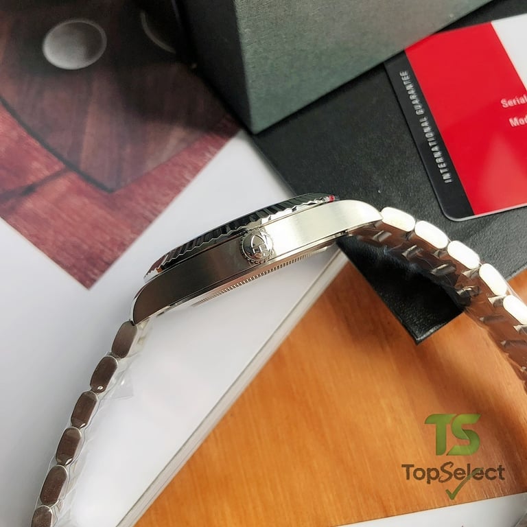 Tudor Style Blue Dial 41mm Fluted Bezel - 7