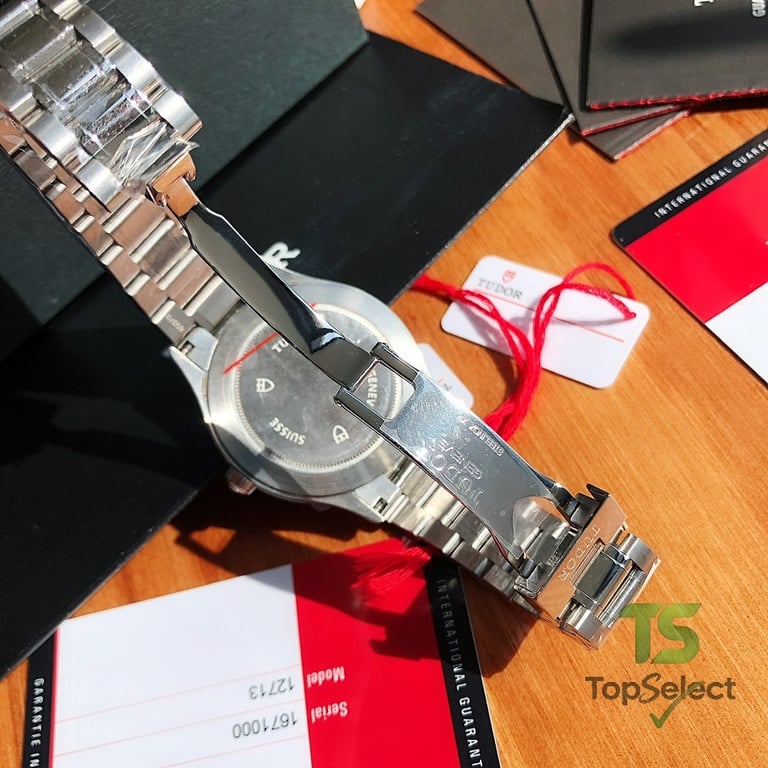 Tudor Royal 41mm Date Steel Bracelet - 2