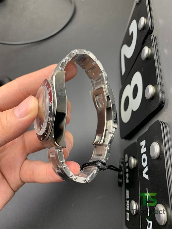 Tudor Black Bay GMT Pepsi Bezel - 3