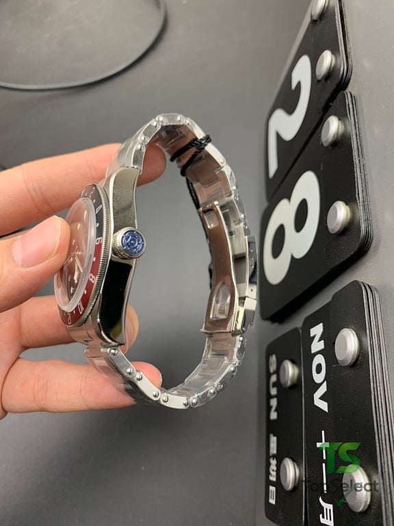 Tudor Black Bay GMT Pepsi Bezel - 6