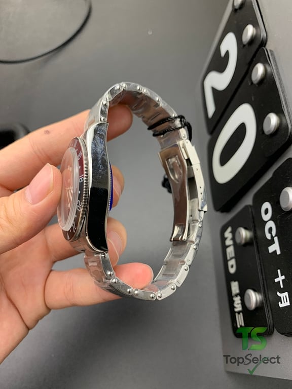 Tudor Black Bay GMT Pepsi Bezel - 2