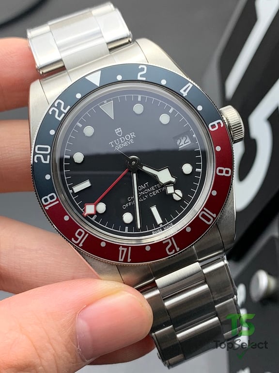 Tudor Black Bay GMT Pepsi Bezel - 2