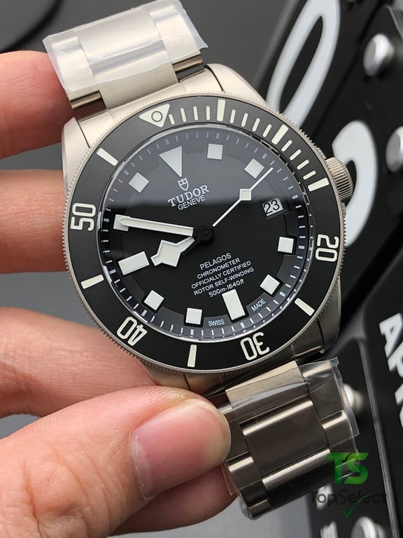 Tudor Pelagos Black Dial - 5