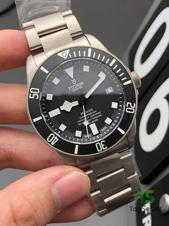 Tudor Pelagos Black Dial - 5