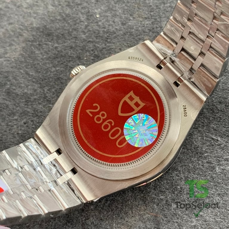 Tudor Royal 41mm Black Dial 28600 - 5