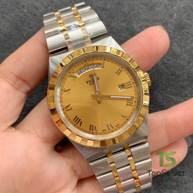 Tudor Royal 41mm Gold Dial 28603 - 9