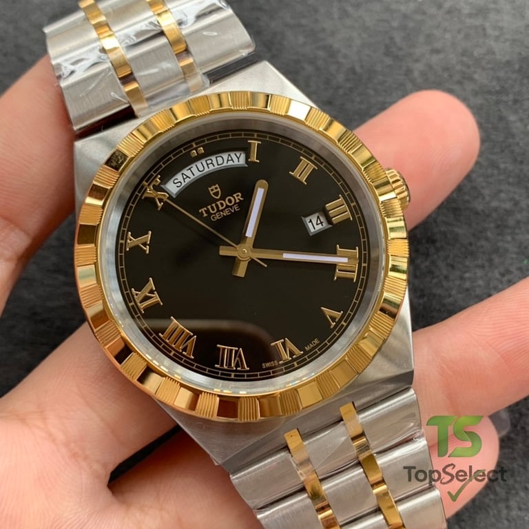 Tudor Royal 41mm 28603 Black Dial - 9