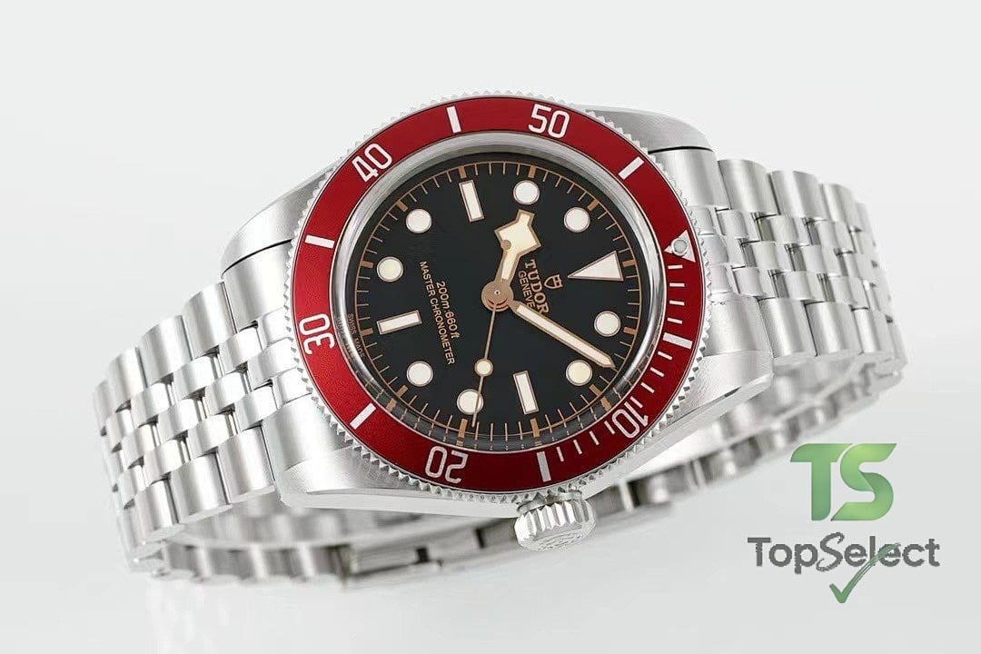 Tudor Black Bay 41 Burgundy Bezel - 8