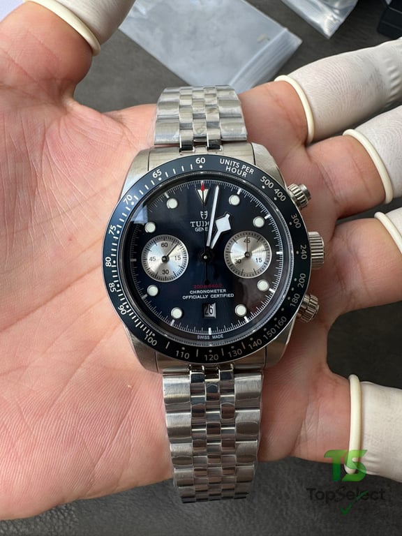 Tudor Black Bay Chrono Black Dial - 4
