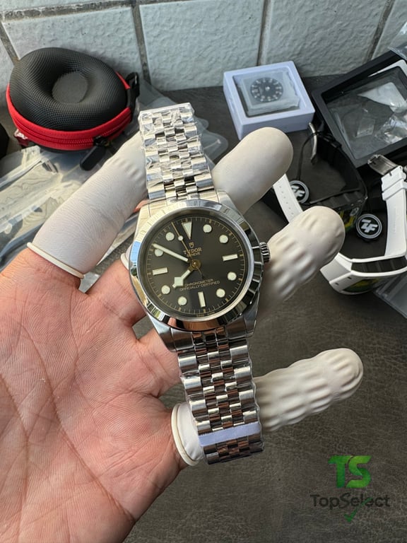 Tudor Black Bay 39 Anthracite Dial - 18
