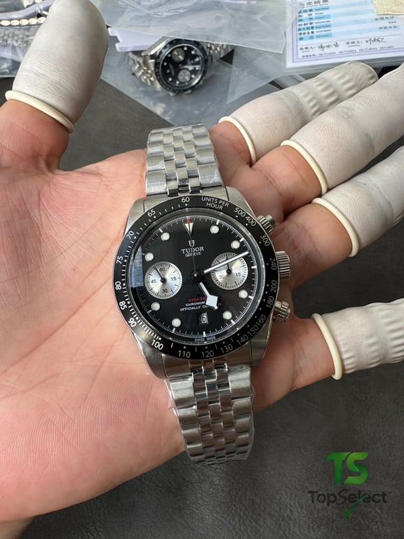Tudor Black Bay Chrono Black Dial - 5