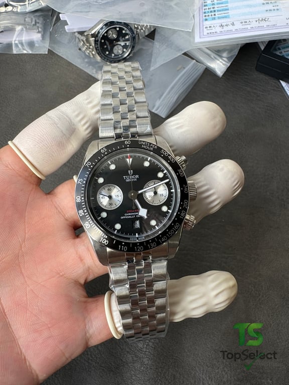 Tudor Black Bay Chrono Black Dial - 6