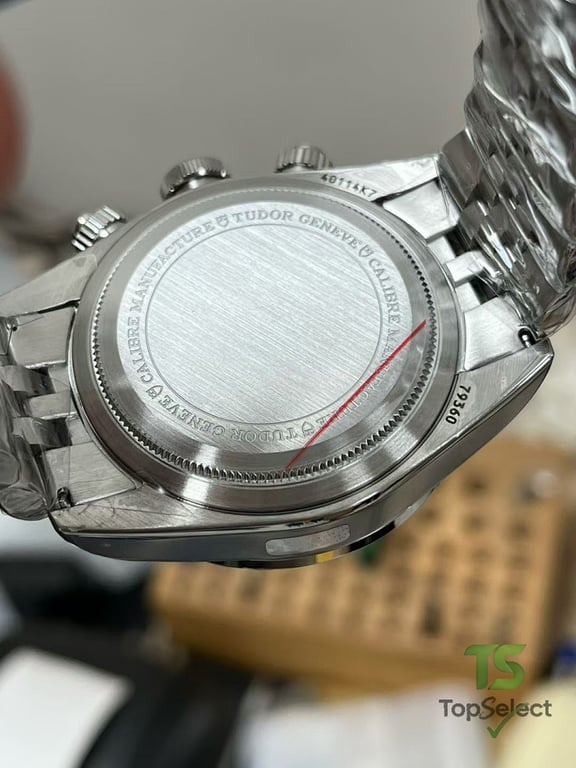 Tudor Black Bay Chrono Tiffany Blue - 4