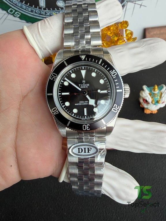 Tudor Black Bay Monochrome Black - 2