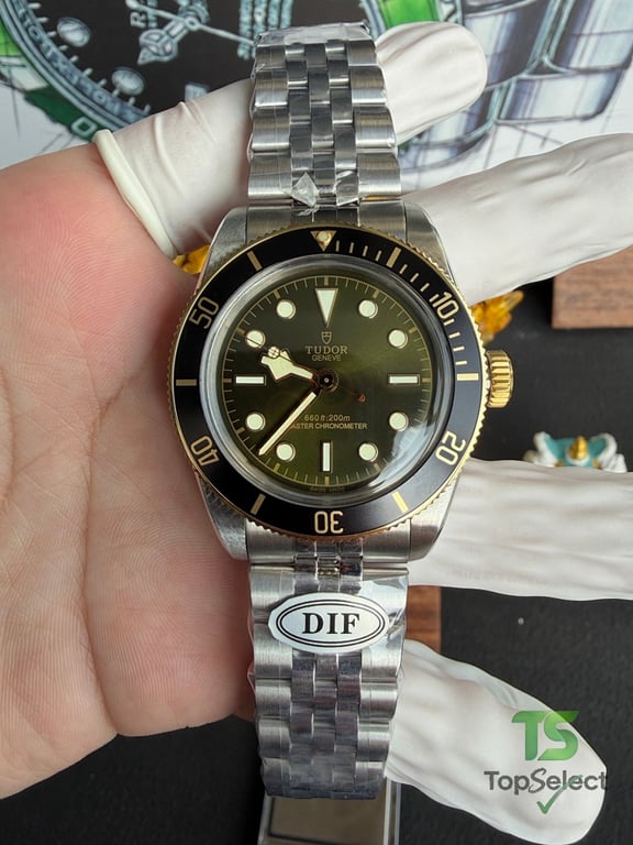 Tudor Black Bay Harrods 175th Anniversary Edition - 11