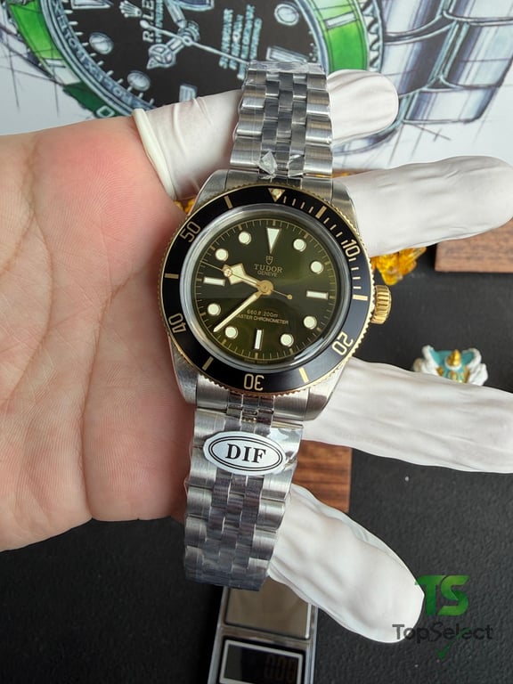 Tudor Black Bay Harrods 175th Anniversary Edition - 18
