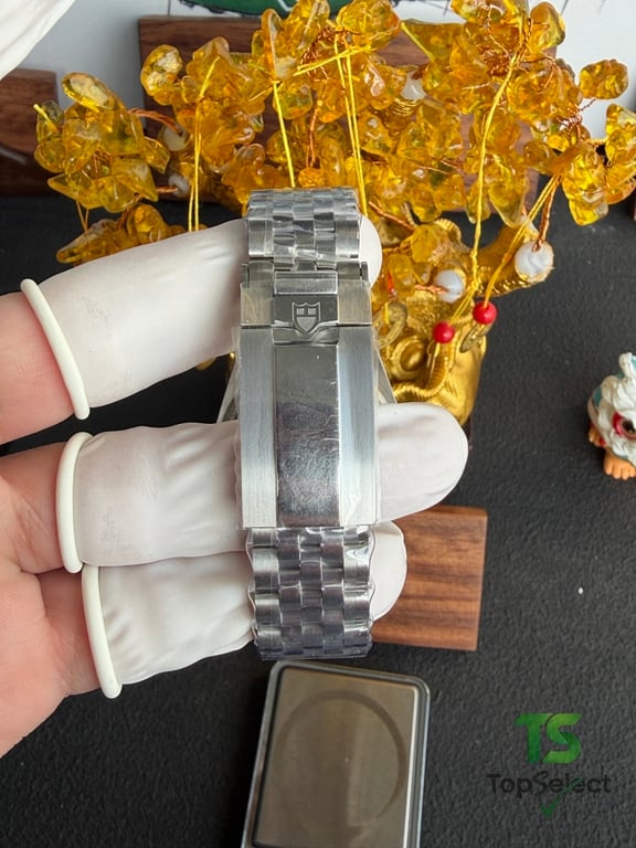 Tudor Black Bay Harrods 175th Anniversary Edition - 3