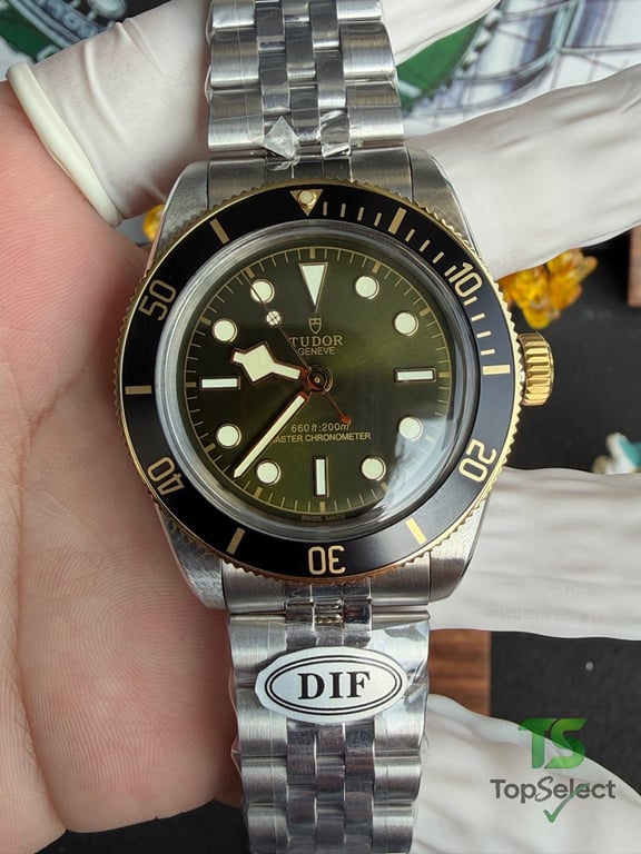Tudor Black Bay Harrods 175th Anniversary Edition - 8